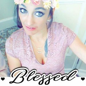 Meet your Posher, Devyn